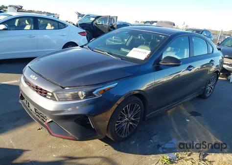 2023 Kia Forte Gt-Line z USA, uszkodzony, nr VIN 3KPF54AD9PE638771